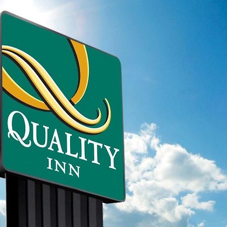 Quality Inn & Suites Сълфър Спрингс Екстериор снимка