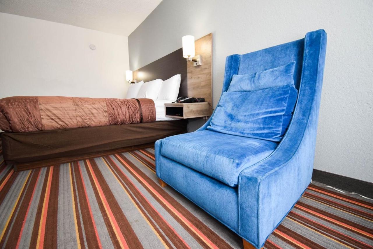 Quality Inn & Suites Сълфър Спрингс Екстериор снимка