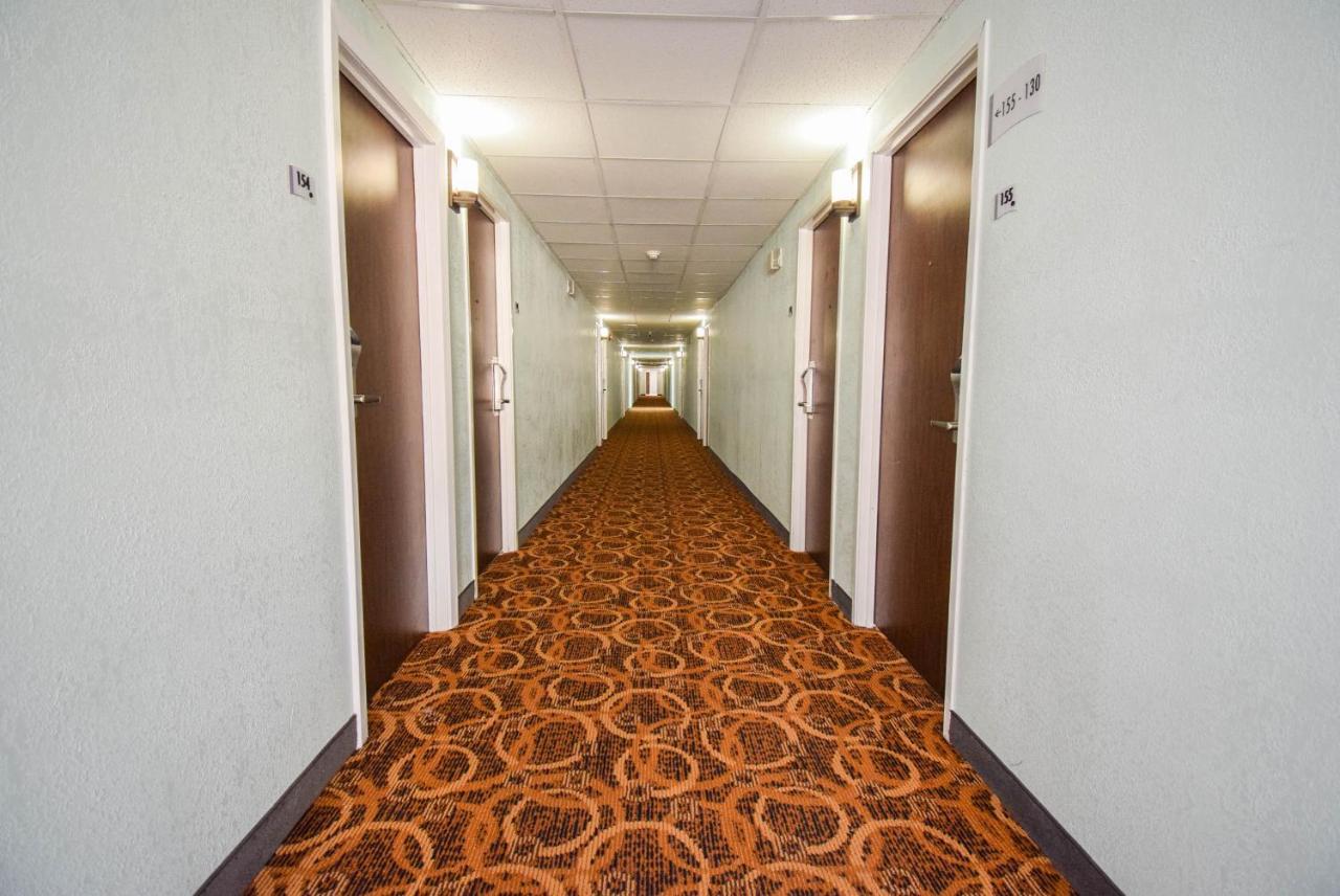 Quality Inn & Suites Сълфър Спрингс Екстериор снимка