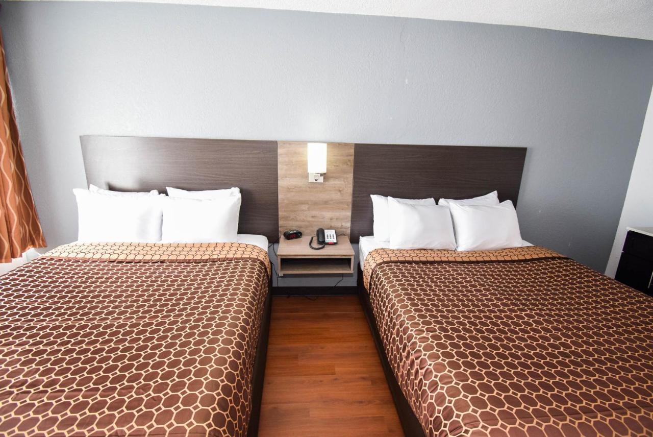 Quality Inn & Suites Сълфър Спрингс Екстериор снимка